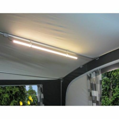 Lampe tube LED à suspendre 12 volts / 220 Volts Lampe tube LED à suspendre 12 volts / 220 Volts