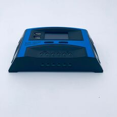 Miniature Contrôleur de charge Pro PWM Modèle 12 Volts - 10 Ampères N° 2 Miniature Contrôleur de charge Pro PWM Modèle 12 Volts - 10 Ampères N° 2