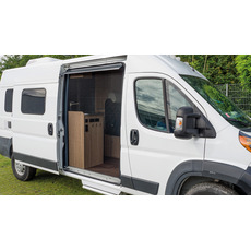 Miniature Moustiquaire de porte en plissé REMIcare van Fiat Ducato Porte Haute, empattement long (sans rail de table) Remis N° 1 Miniature Moustiquaire de porte en plissé REMIcare van Fiat Ducato Porte Haute, empattement long (sans rail de table) Remis N° 1