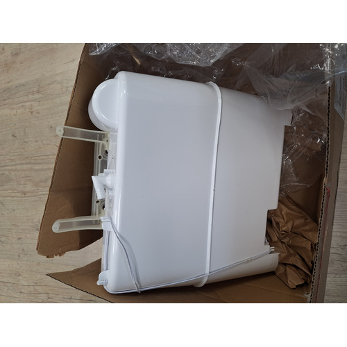 RESERVOIR D'EAU POUR WC CTW4110 - DOMETIC ATTENTION PRODUIT NEUF AVEC UN DEFAUT D'ASPECT SUITE A UN SINISTRE TRANSPORT - PRODUIT NEUF JAMAIS UTLISE