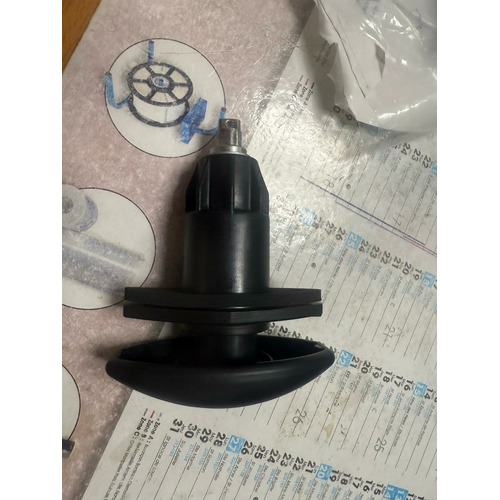 SERRURE PUSH A COMPRESSION COURTE NOIR - ATTENTION PRODUIT NEUF AVEC UN DEFAUT D'ASPECT SUITE A UN SINISTRE TRANSPORT - PRODUIT NEUF JAMAIS UTLISE