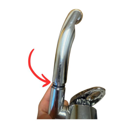 Robinet mitigeur a contacteur twist chrome - REICH -ATTENTION PRODUIT NEUF AVEC UN DEFAUT D'ASPECT SUITE A UN SINISTRE TRANSPORT - PRODUIT NEUF JAMAIS UTLISE - NE SE VISSE PAS