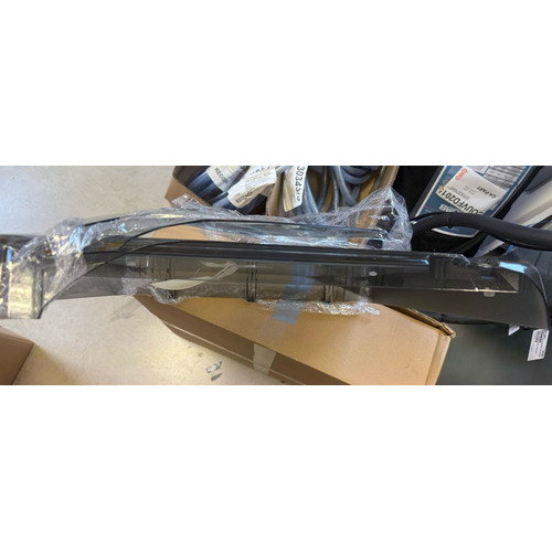 Chapeau de rechange pour lanterneau 400 x 400 - simple compas REMIS / attention produit neuf avec défaut d’aspect suite à un sinistre transport - produit neuf jamais utilisé -