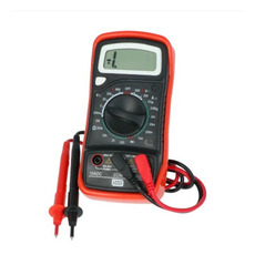 Miniature Multimètre digital - CARPOINT N° 1 Miniature Multimètre digital - CARPOINT N° 1