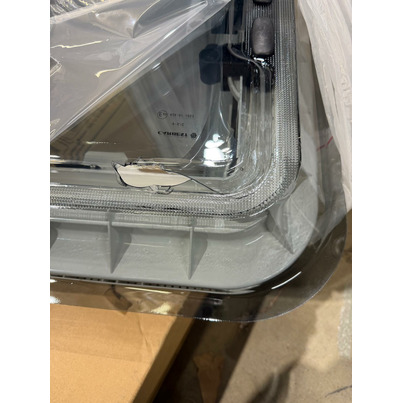 ATTENTION Produit imparfait | LANTERNEAU PANORAMA 700 X 500 avec ventilation forcée et eclairage LED - CARBEST