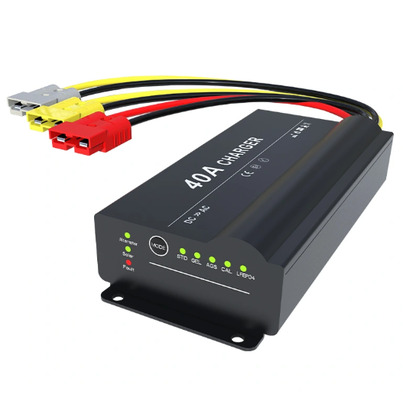 CHARGER BOOSTER DC/DC 12V / 40 AH AVEC MPPT