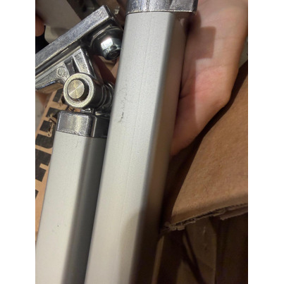 ATTENTION Produit imparfait | BRAS GAUCHE 5200 A PARTIR DE 3.00M - THULE
