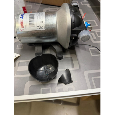ATTENTION Produit imparfait | Pompe automatique AQUA F 13L - FIAMMA